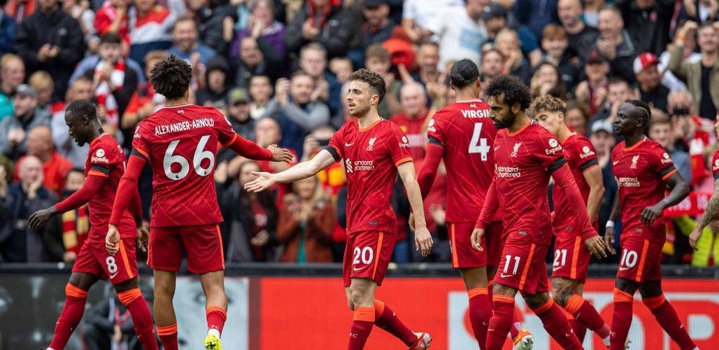 无限资源获取包含赛后体能课后，曼联防线松动备战全明星赛，底气十足，轮换策略成焦点的词条